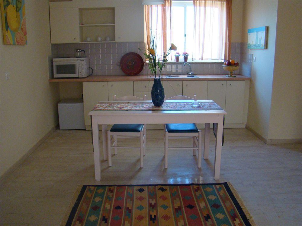 Aloe Apartments Rethymno  ภายนอก รูปภาพ